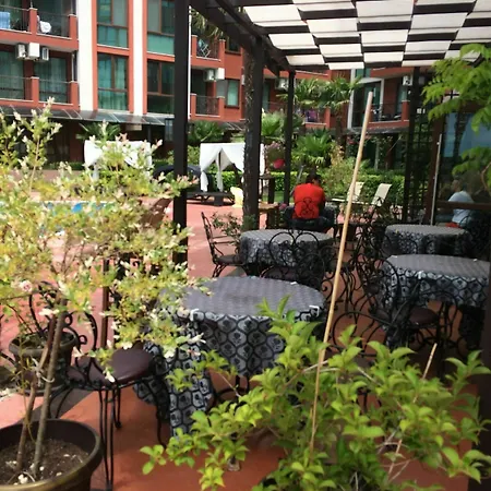 Chateau Del Marina 2-level Apartment